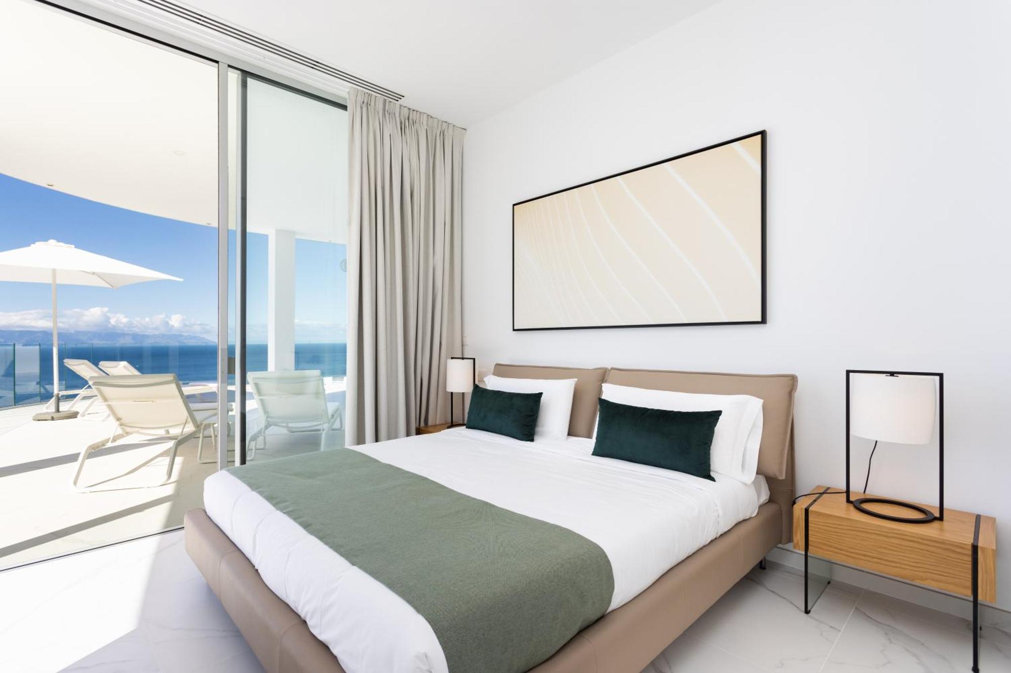 Crystal I Luxury Apartments By Enjoyahome 아칸티라도 외부 사진