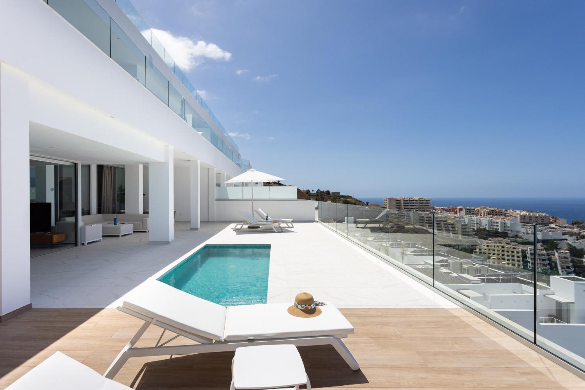 Crystal I Luxury Apartments By Enjoyahome 아칸티라도 외부 사진