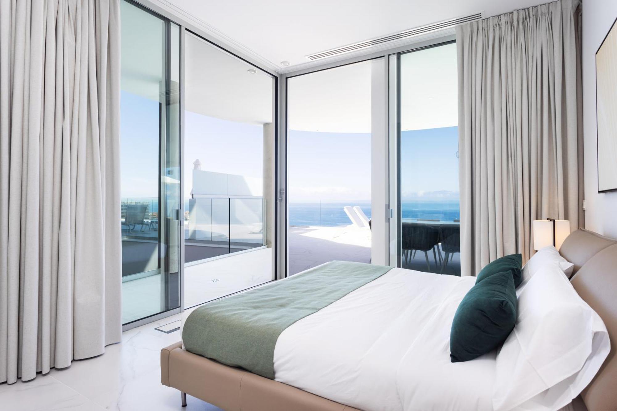 Crystal I Luxury Apartments By Enjoyahome 아칸티라도 외부 사진